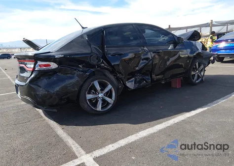 2015 Dodge Dart Gt z USA, uszkodzony, nr VIN 1C3CDFEB5FD213031